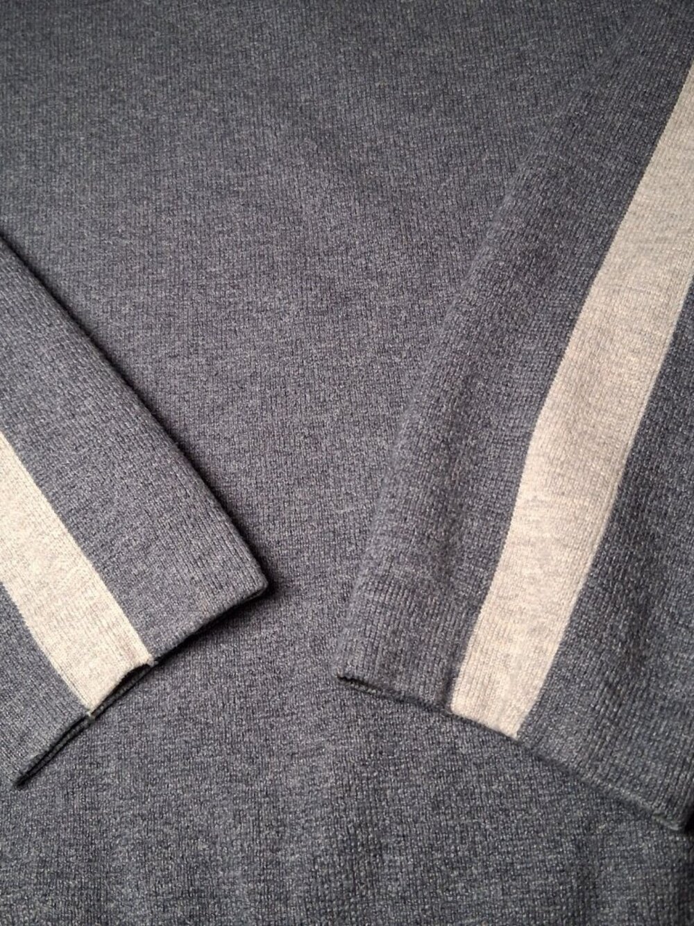 Eddie Bauer Sweater Men Medium Blue Pulllover Gray Retro Stripe Sleeve - Picture 13 of 14